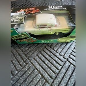 Ertl American Muscle 1958 Chevy Impala 1:18 Scale Die Cast Car Toy Model Movie